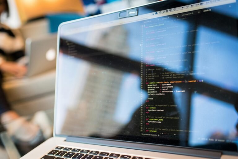 What’s the difference between machine learning and AI - featured image